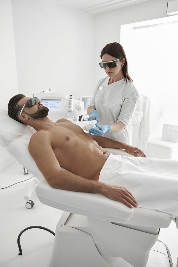 Des soins laser sur mesure au centre dermatologique de lyon