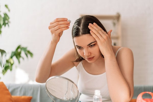 L'huile sèche pour cheveux : hydratez et sublimez en douceur